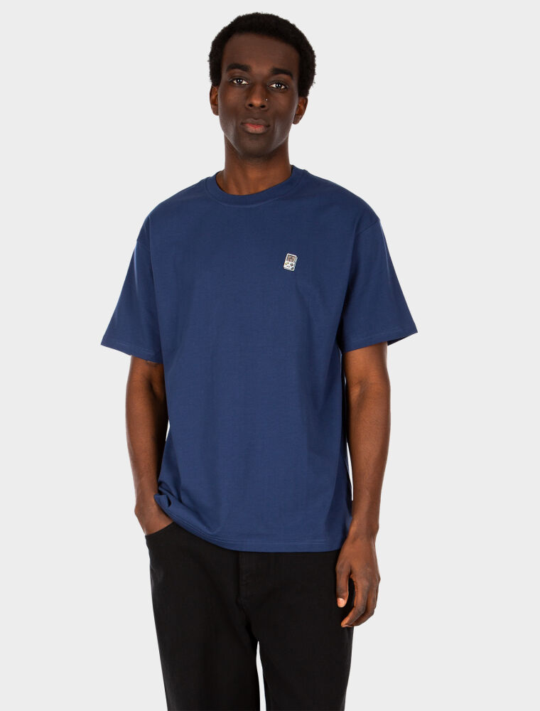 Play Different T-Shirt [crown blue]