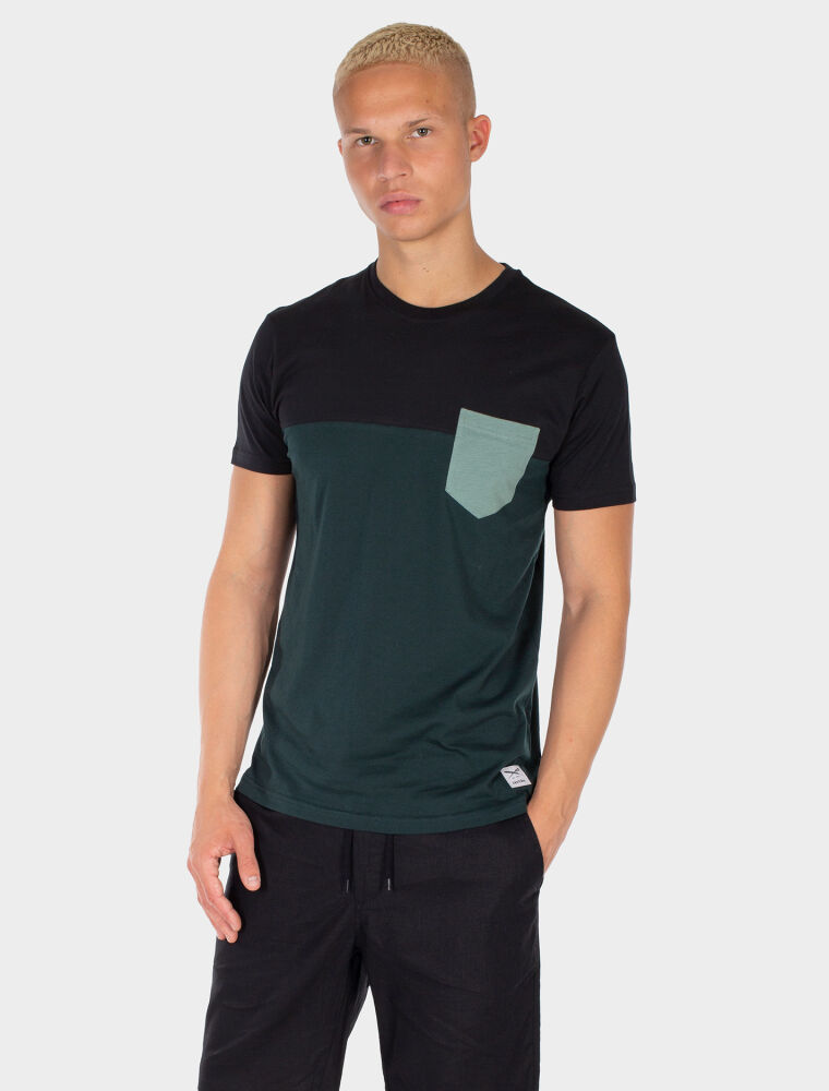 Block Pocket Tee [jungle green]
