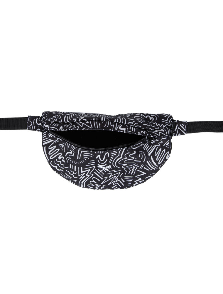 Resort Hip Bag [black white]